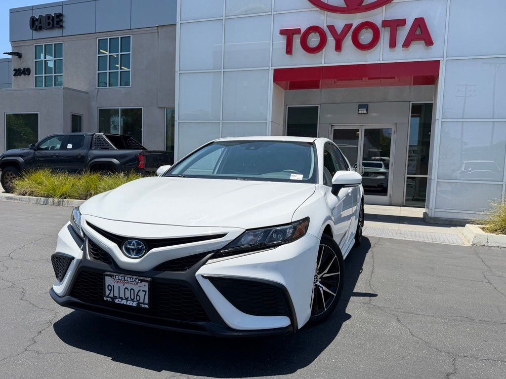 Used 2024 Toyota Camry Hybrid Sedan