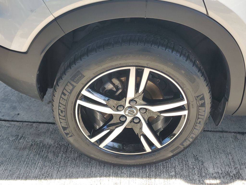 used 2023 Volvo XC40 car, priced at $27,995