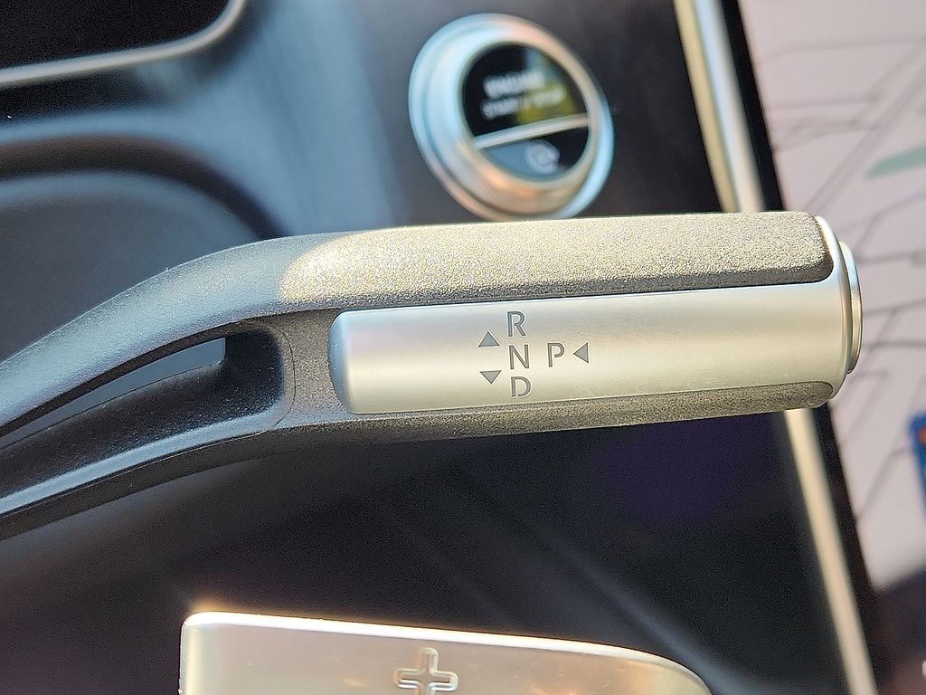 Thumbnail: 2023 Mercedes-Benz S-Class - 15