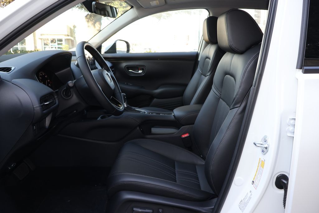 Thumbnail: 2027 Honda HR-V - 9