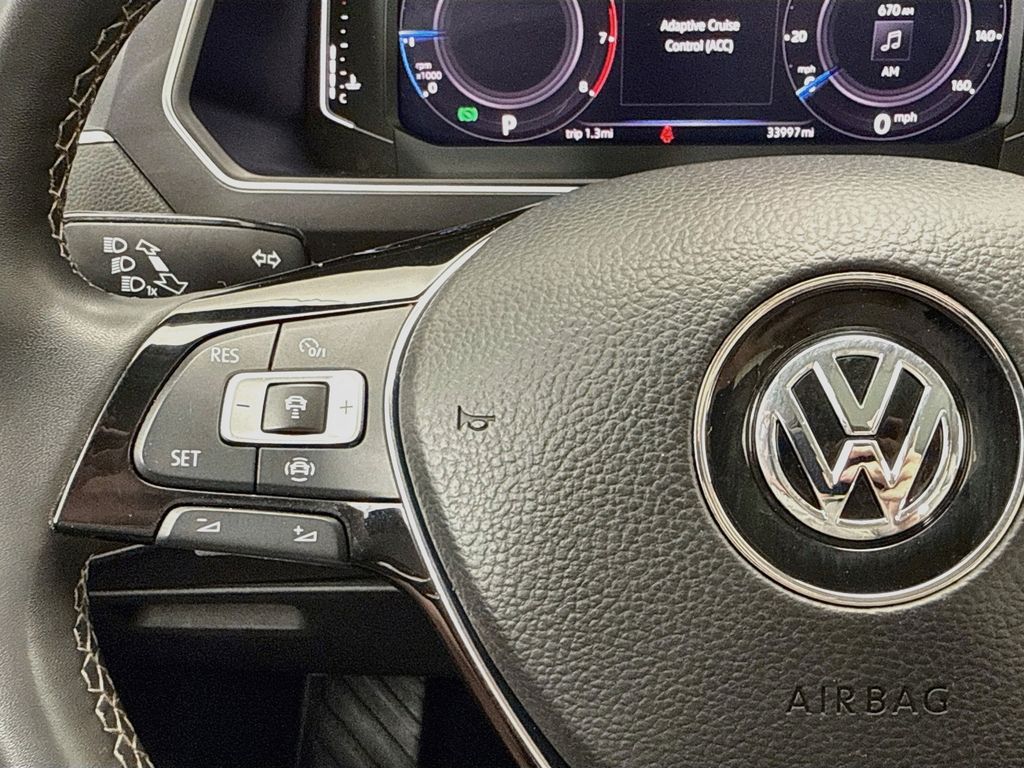 Thumbnail: 2021 Volkswagen Tiguan - 11