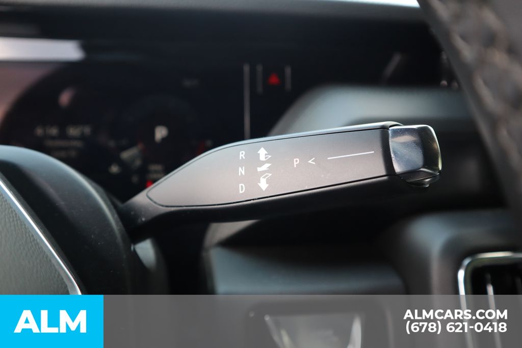 Used 2025 Black GMC Denali image 32