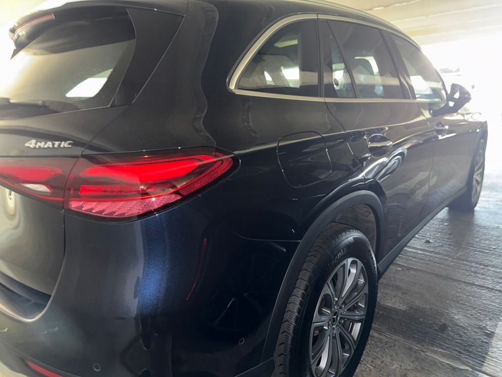 Thumbnail: 2024 Mercedes-Benz GLC - 3