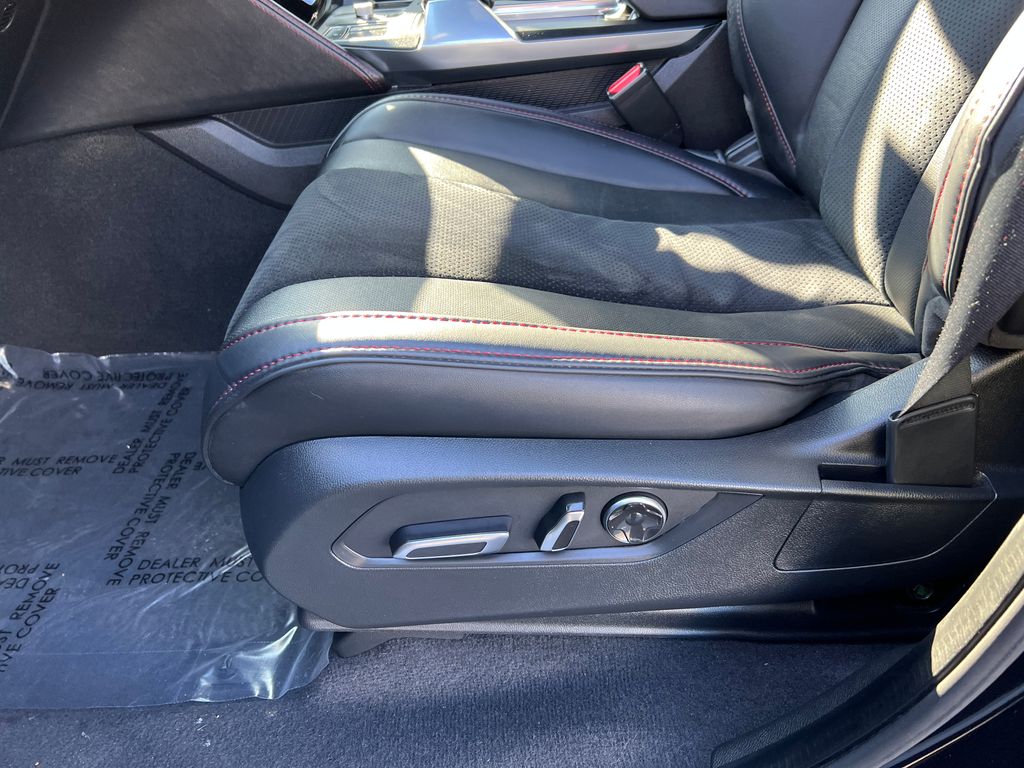 Thumbnail: 2023 Acura MDX - 15