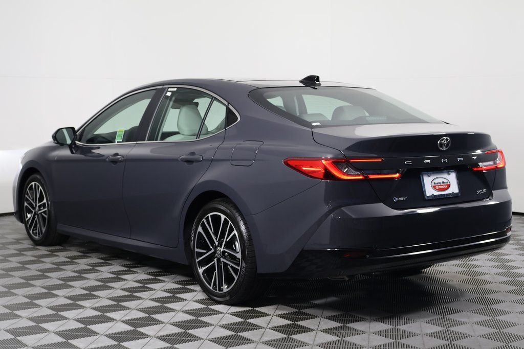 Thumbnail: 2025 Toyota Camry - 6