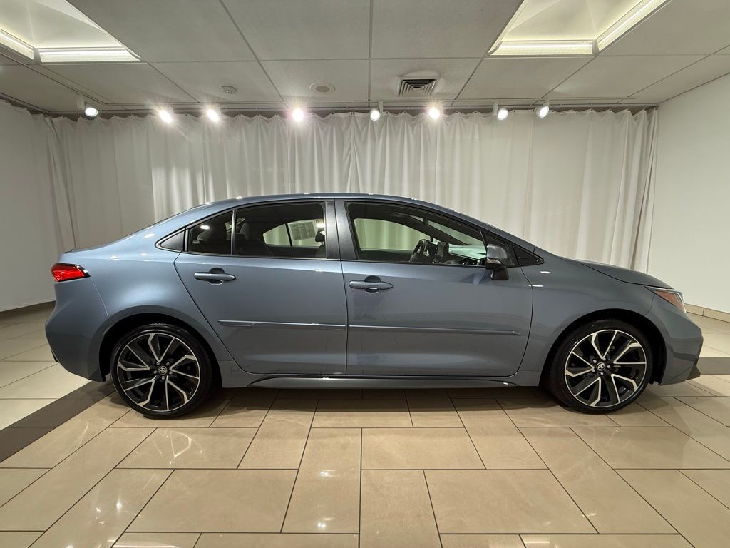 Thumbnail: 2022 Toyota Corolla - 6