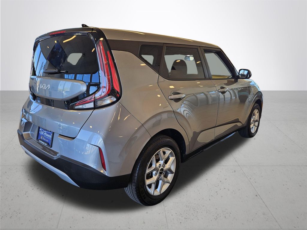 2025 Kia Soul LX