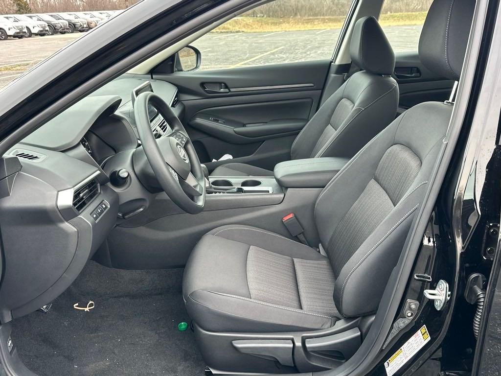 2025 Nissan Altima 2.5 S photo