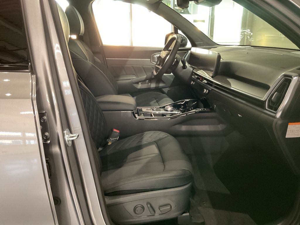 New 2026 Gray Kia SX Prestige image 29
