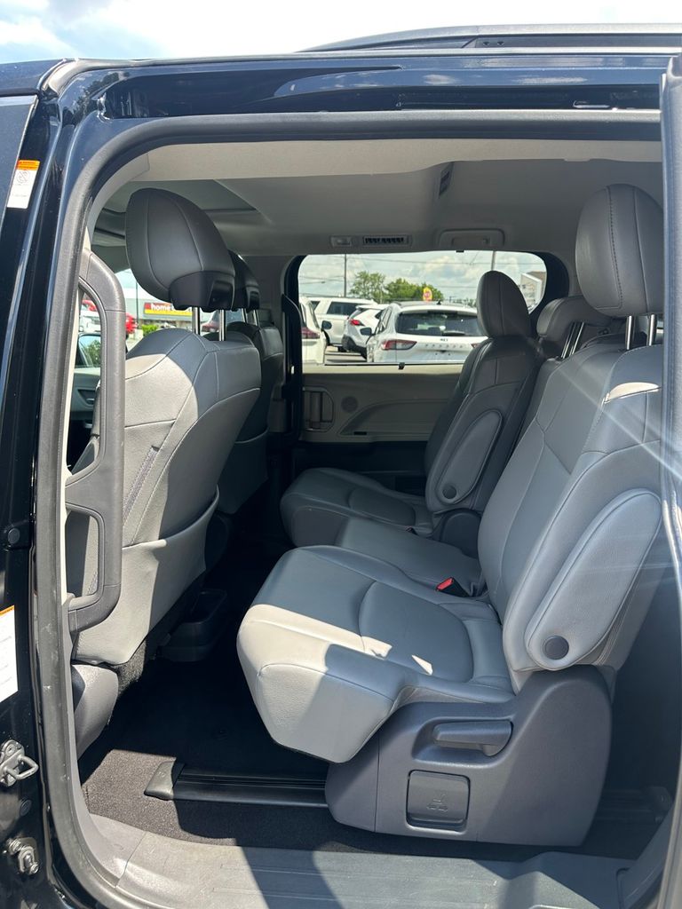 used 2021 Toyota Sienna car, priced at $39,985