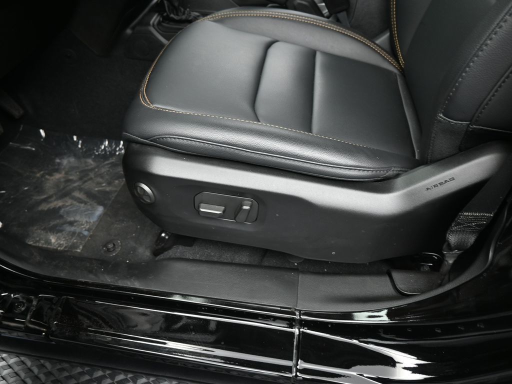 Used 2024 Black Clearcoat Jeep Sport image 13