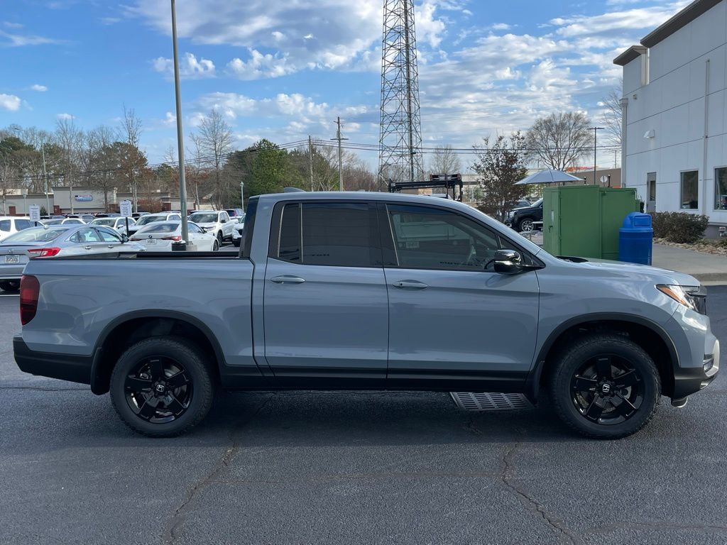 Thumbnail: 2025 Honda Ridgeline - 7