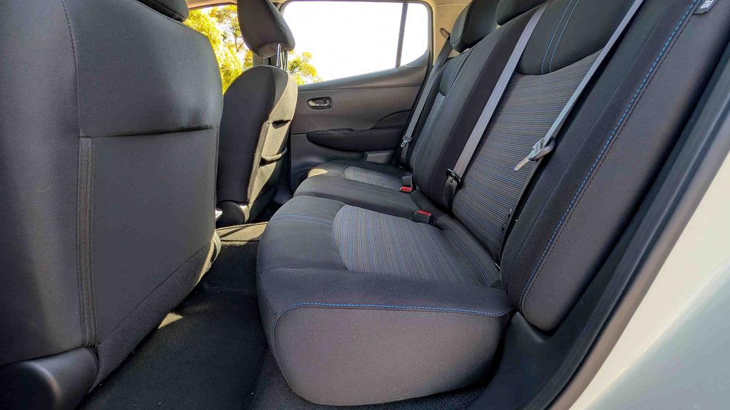 Used 2022 Nissan Leaf S 4D Hatchback