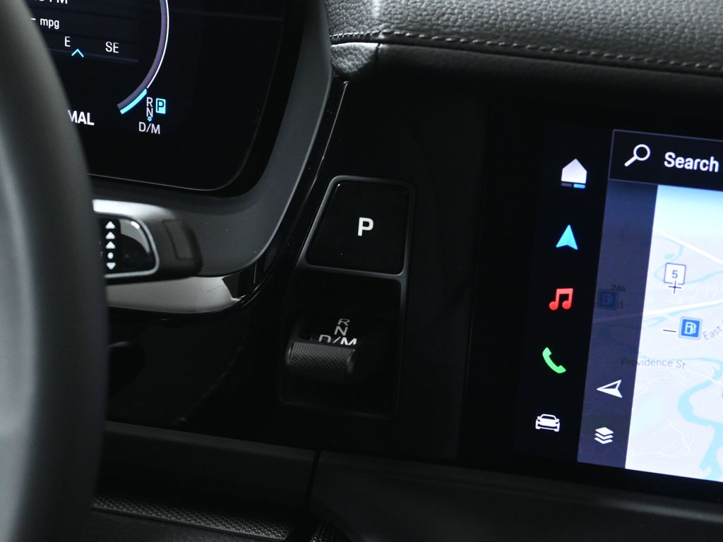 Thumbnail: 2026 Porsche Panamera - 23