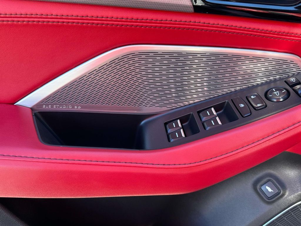 Thumbnail: 2022 Acura MDX - 32