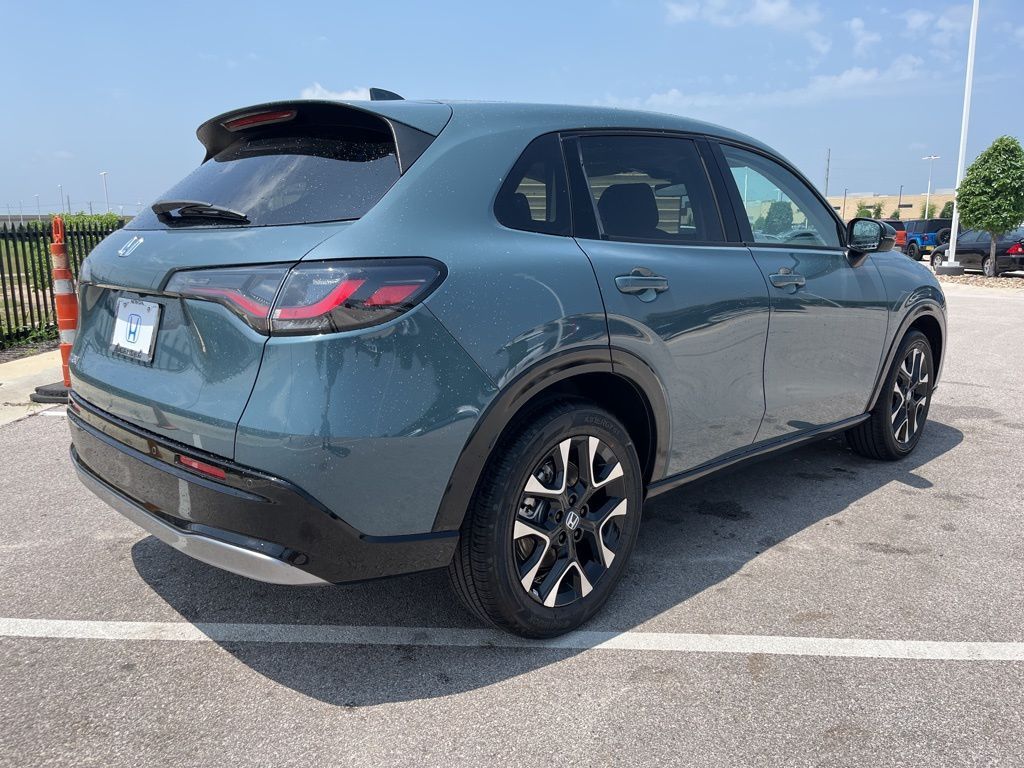 Thumbnail: 2027 Honda HR-V - 3