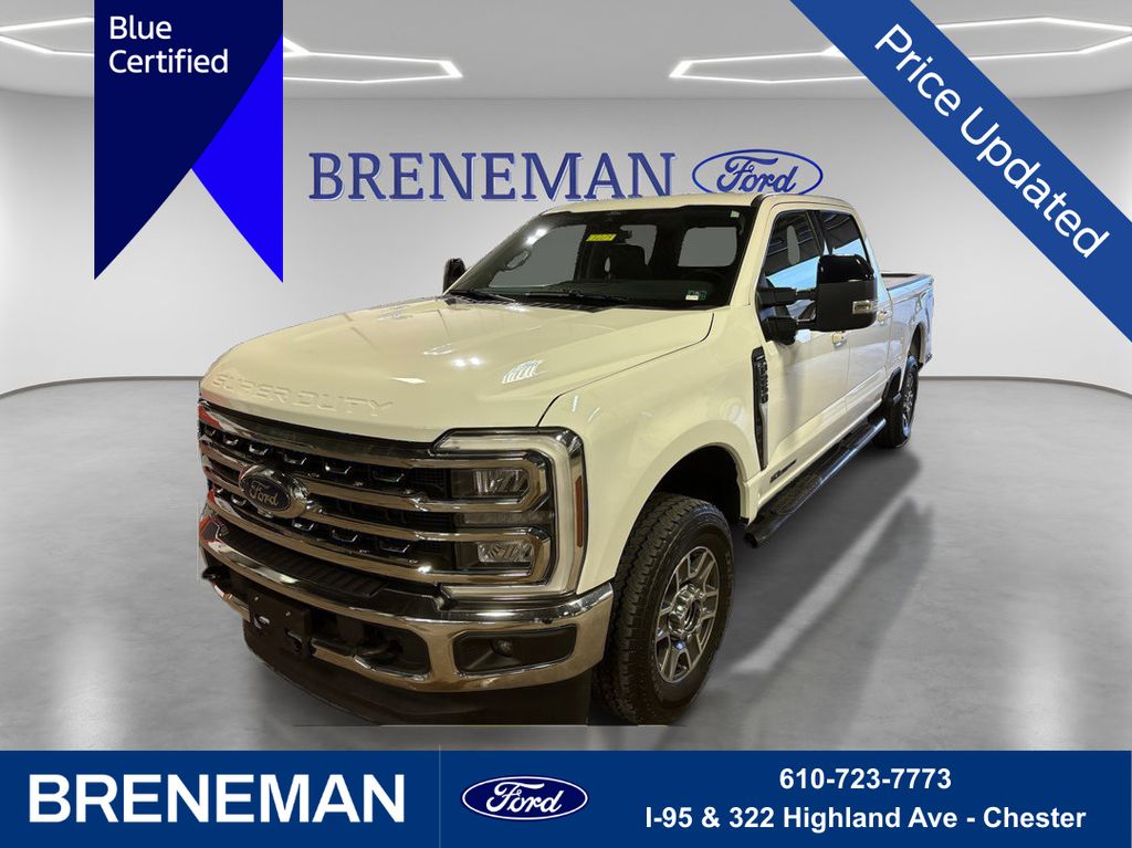 Oxford White 2024 Ford F-250 Super Duty Pickup Truck Four-Wheel Drive Automatic