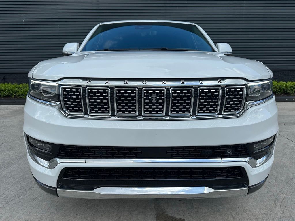 Thumbnail: 2022 Jeep Grand Wagoneer - 8