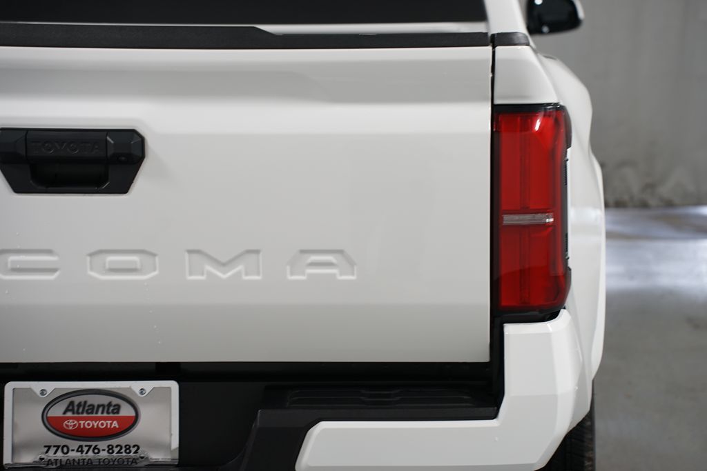 Thumbnail: 2024 Toyota Tacoma - 10