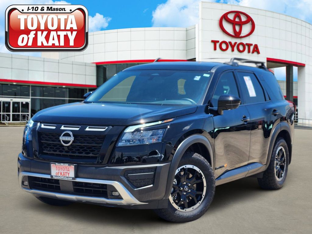 Super Black 2025 Nissan Pathfinder Rock Creek 4WD SUV / Crossover All-Wheel Drive 9-Speed Automatic