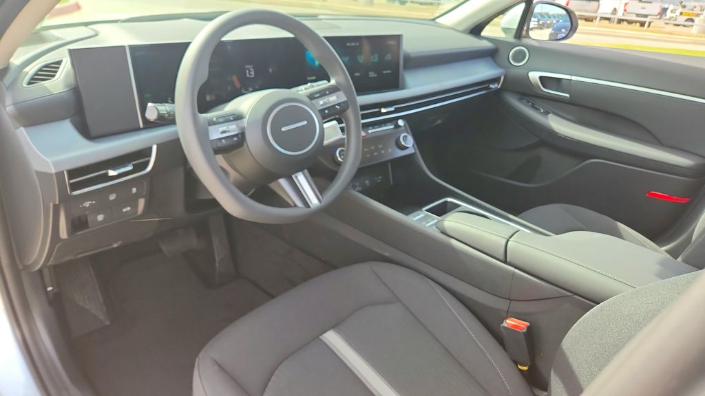 2026 Hyundai Sonata Hybrid