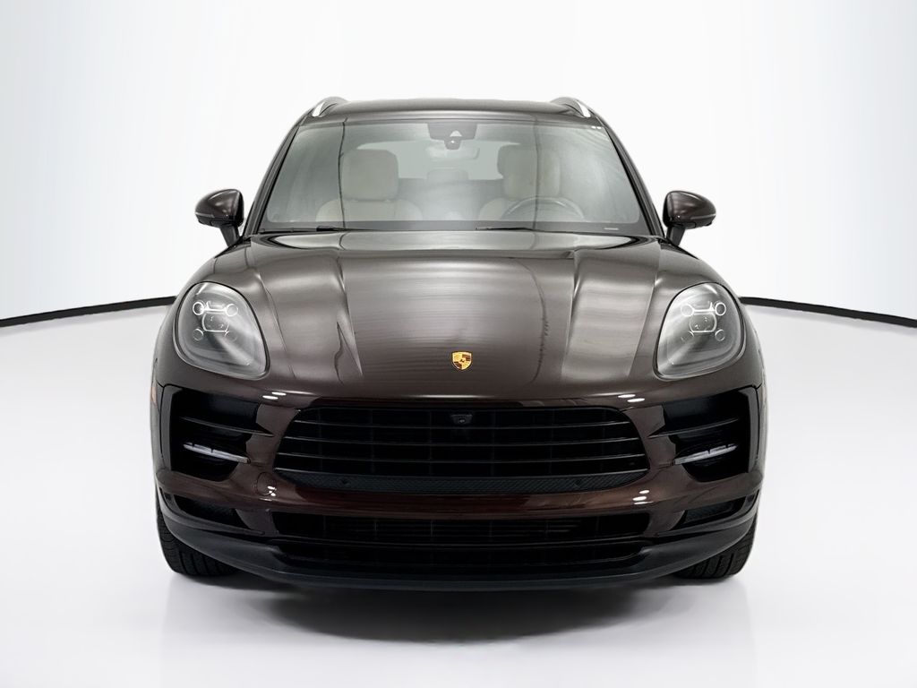 Thumbnail: 2021 Porsche Macan - 2