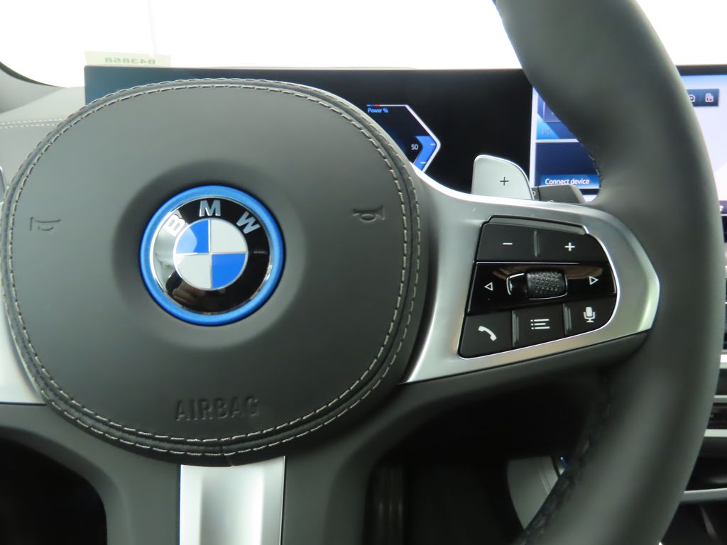 Thumbnail: 2026 BMW X5 - 12