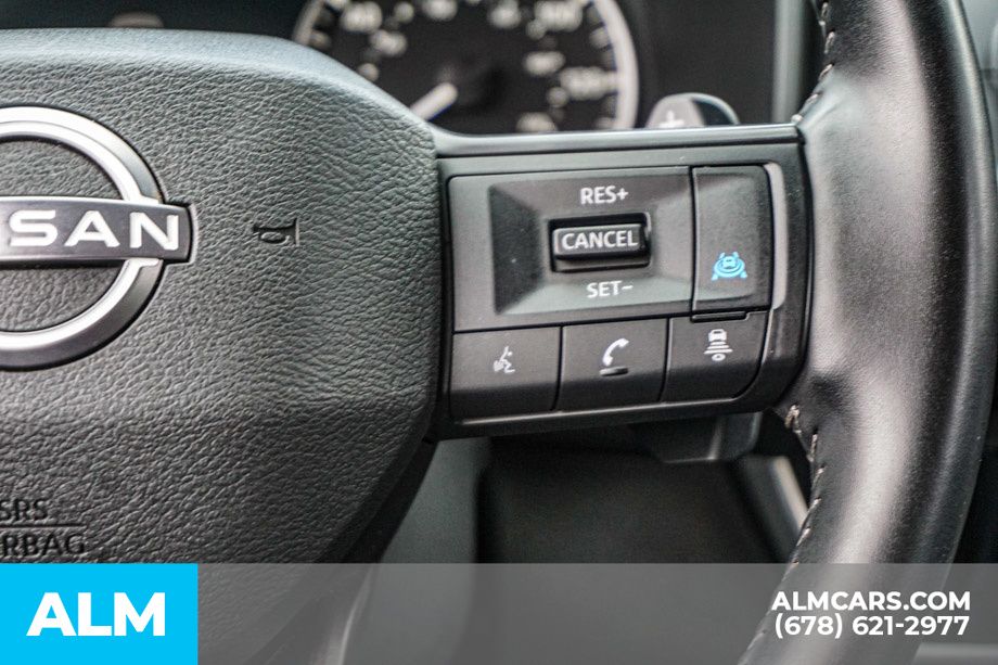 Used 2025 Silver Nissan SV image 29