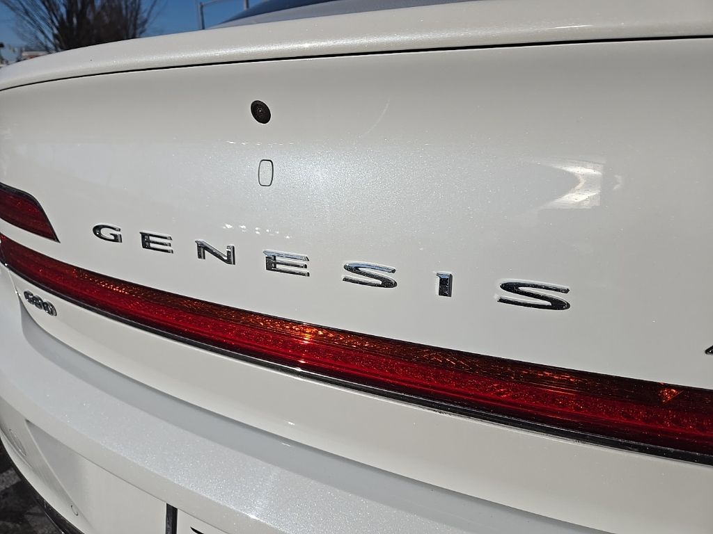 2021 Genesis G90 Premium 13