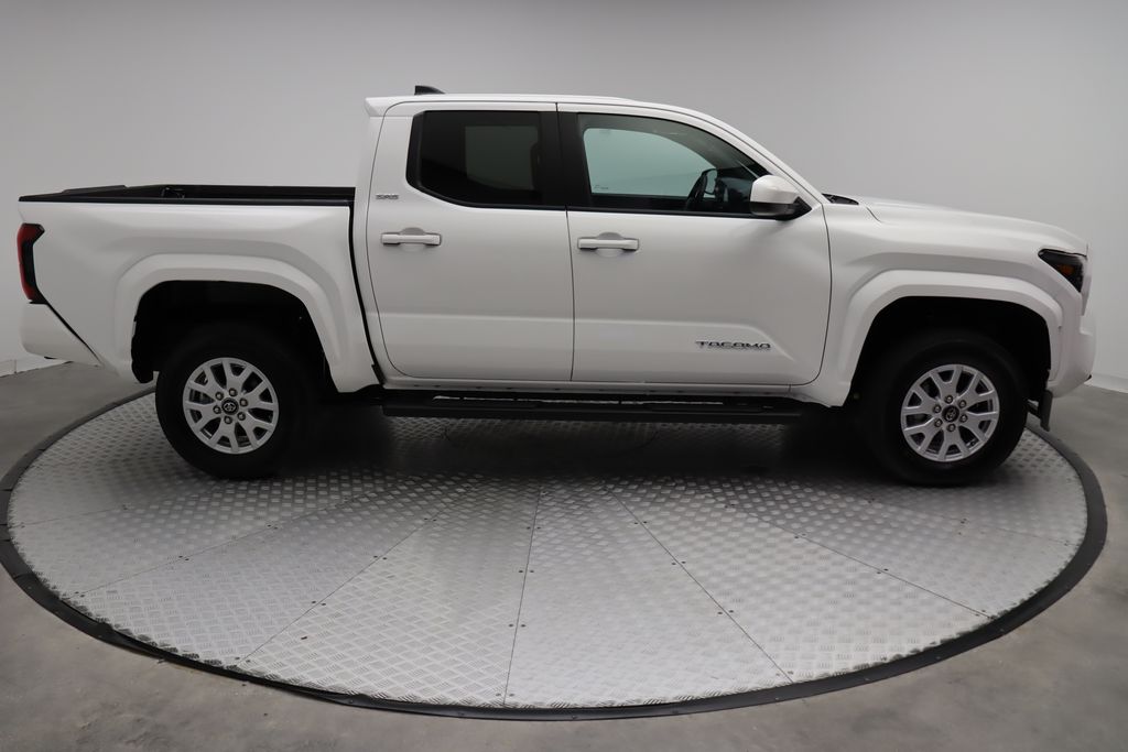Thumbnail: 2024 Toyota Tacoma - 7