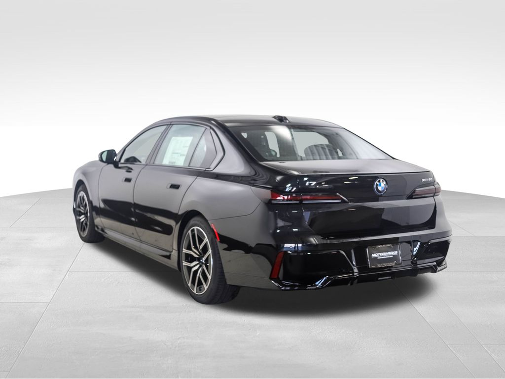 Thumbnail: 2025 BMW i7 - 3