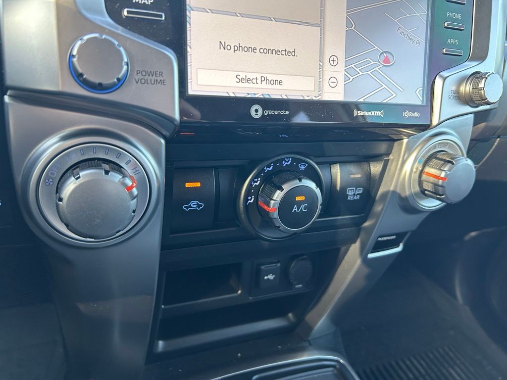 2023 Toyota 4Runner SR5 26