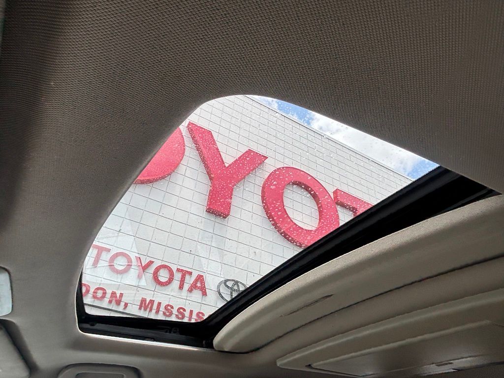 Used 2016 Honda Odyssey Van