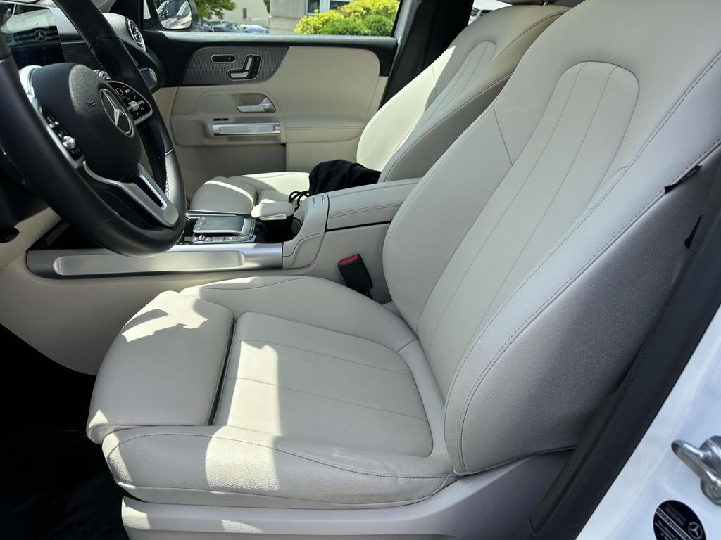 2021 Mercedes-Benz GLB 250 20