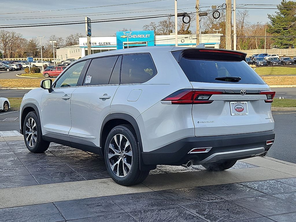 Thumbnail: 2026 Toyota Grand Highlander - 6