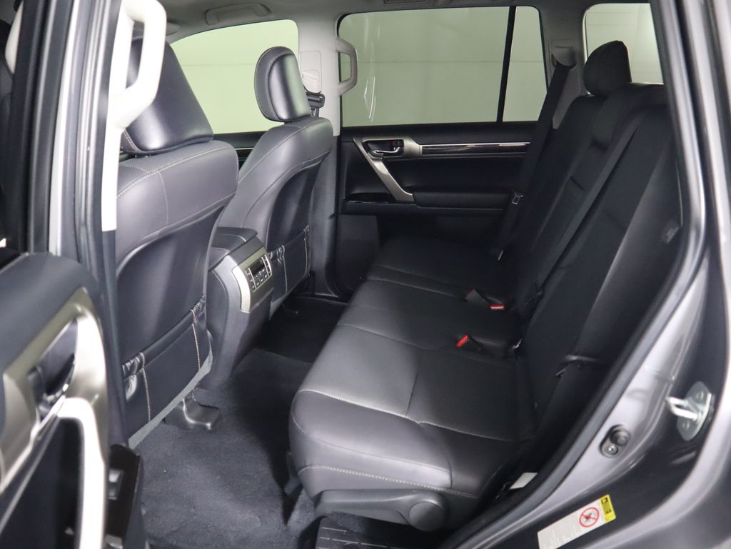 2016 Lexus GX 460 22