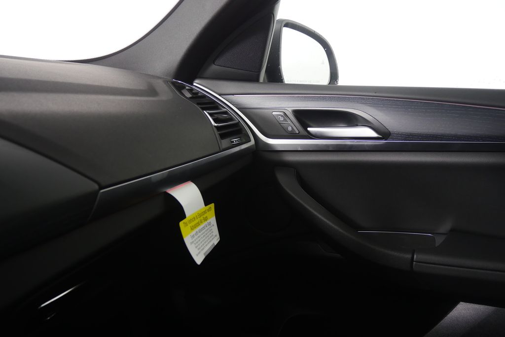 Thumbnail: 2024 BMW X4 - 31