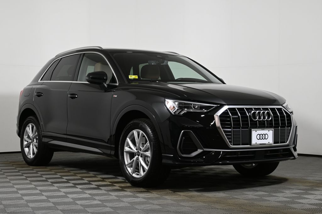 Thumbnail: 2025 Audi Q3 - 9