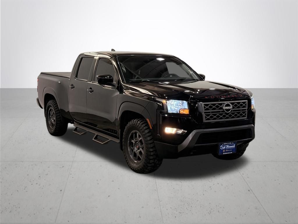 2022 Nissan Frontier SV