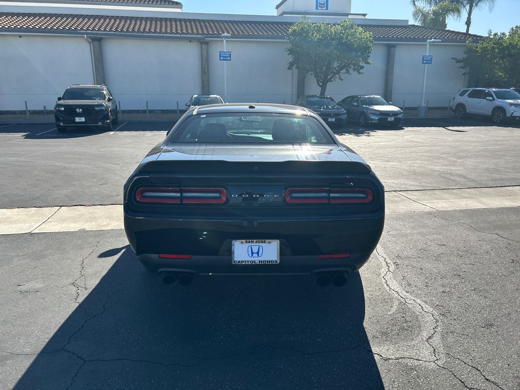 2017 Dodge Challenger R/T 5