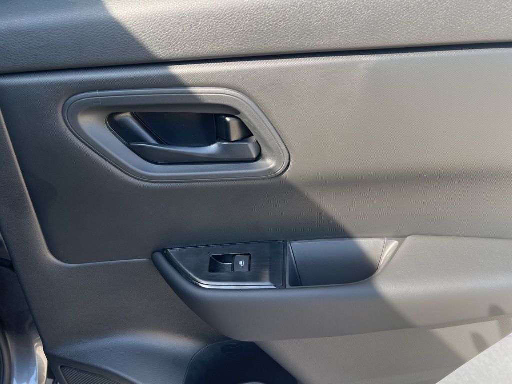 2025 Gun Metallic Nissan Rogue S FWD SUV