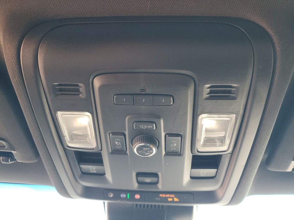 Used Car 2023 Chevrolet Suburban  Z71 For Sale Under $70,000 In Austin, Texas