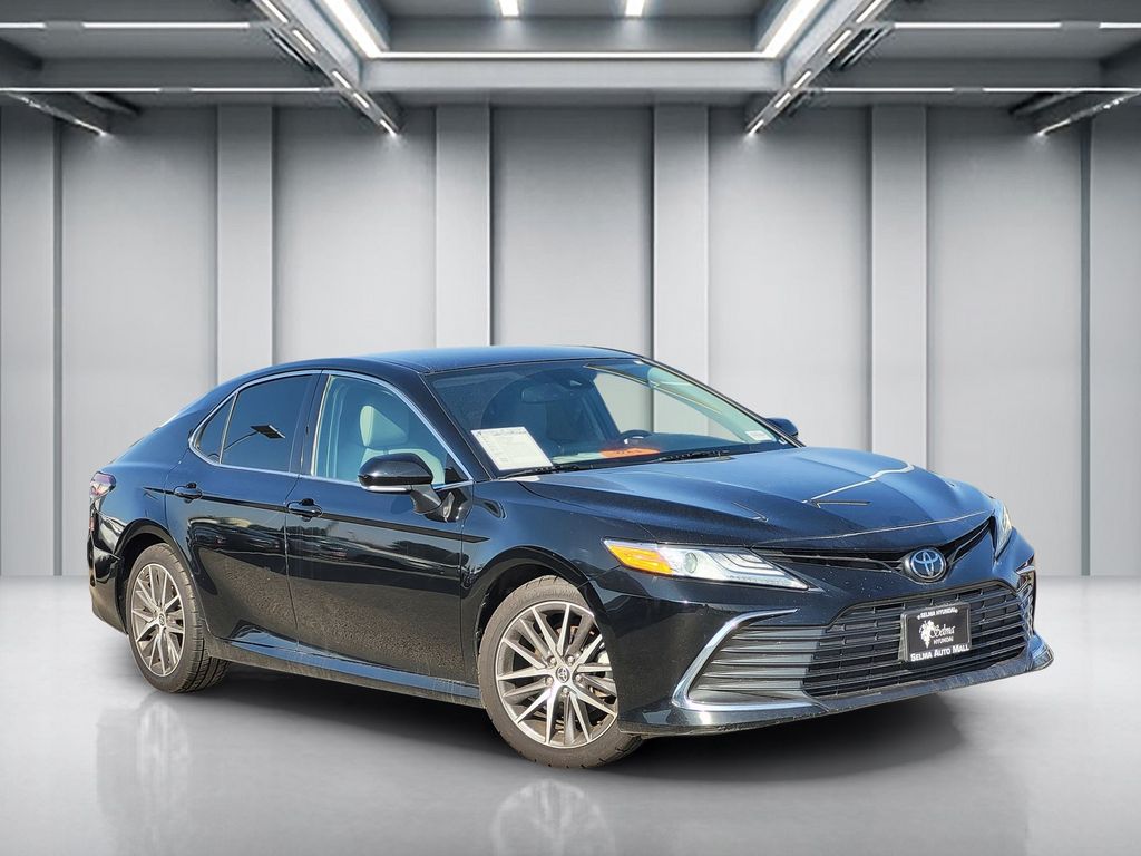 2023 Toyota Camry XLE FWD