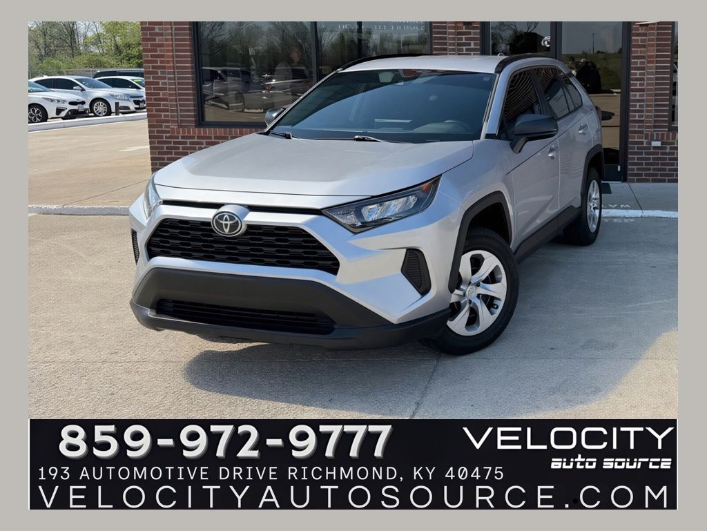 2021 Toyota RAV4 LE FWD