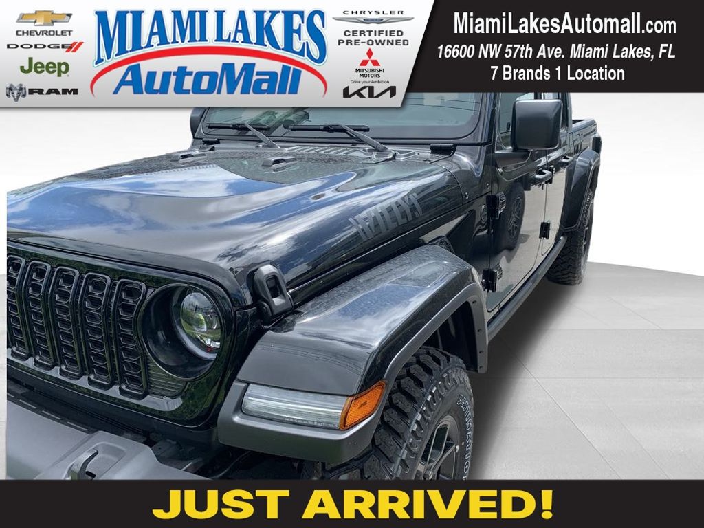 2024 Jeep Gladiator Jeep Beach's photo