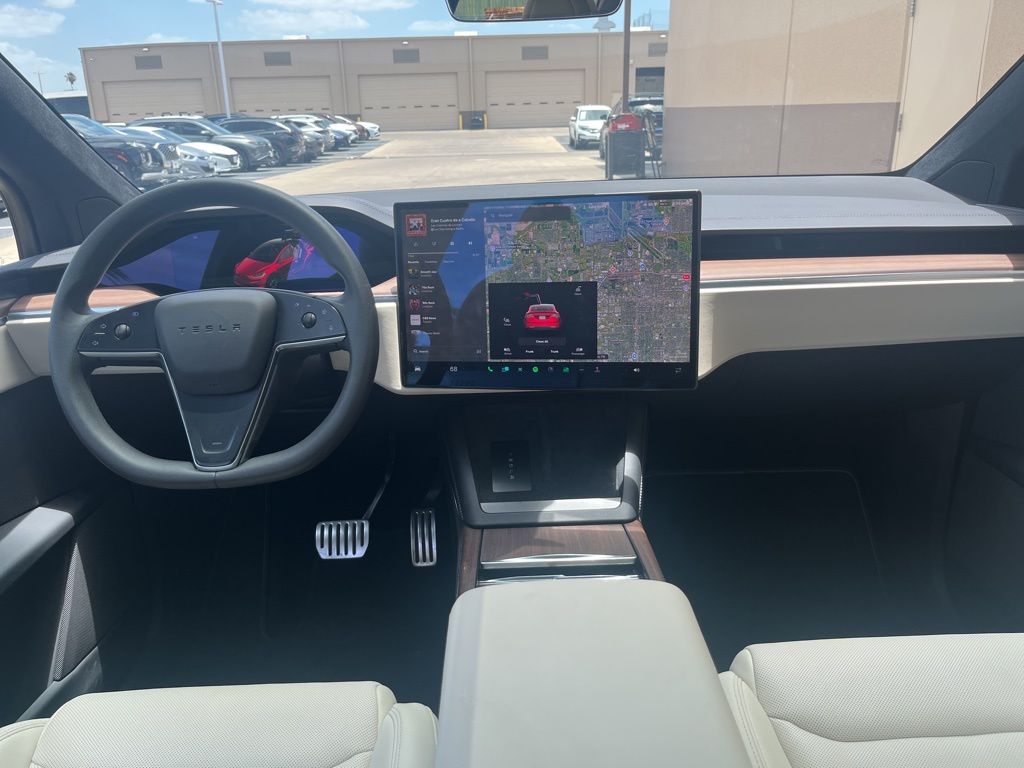 2024 Tesla Model X  31
