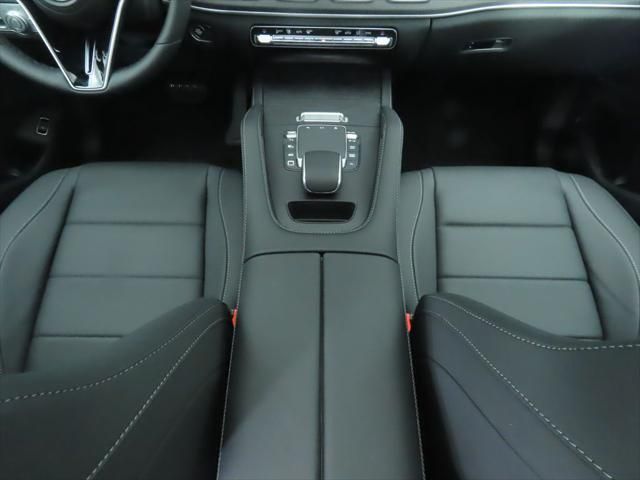 Thumbnail: 2026 Mercedes-Benz GLE - 18