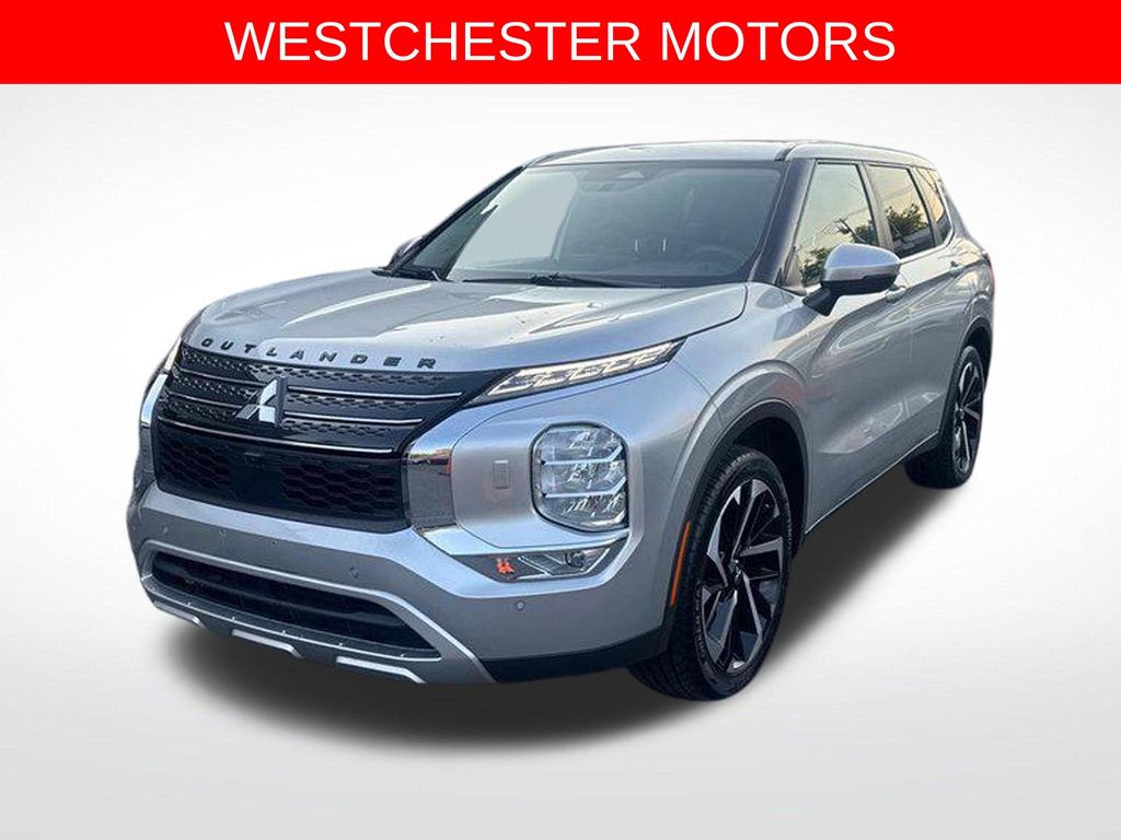 Gray 2022 Mitsubishi Outlander SE S-AWC SUV / Crossover All-Wheel Drive Continuously Variable Transmission