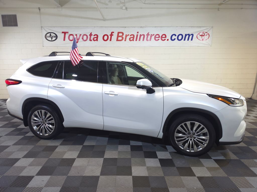 2023 Toyota Highlander Platinum AWD