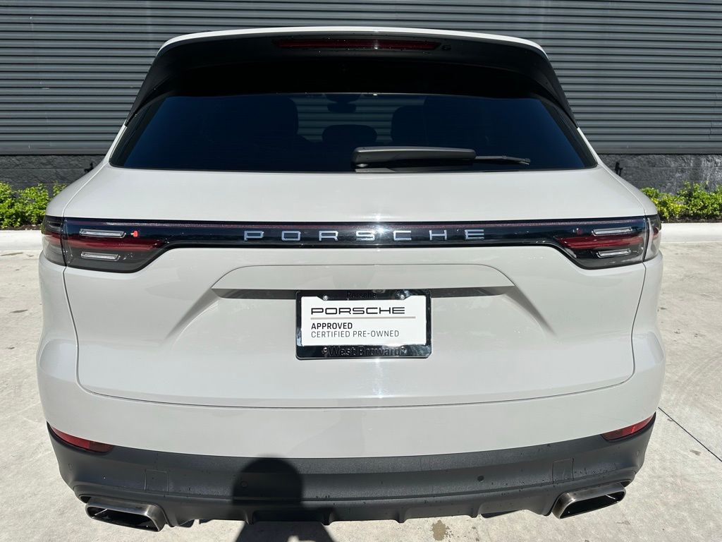 2021 Porsche Cayenne  7